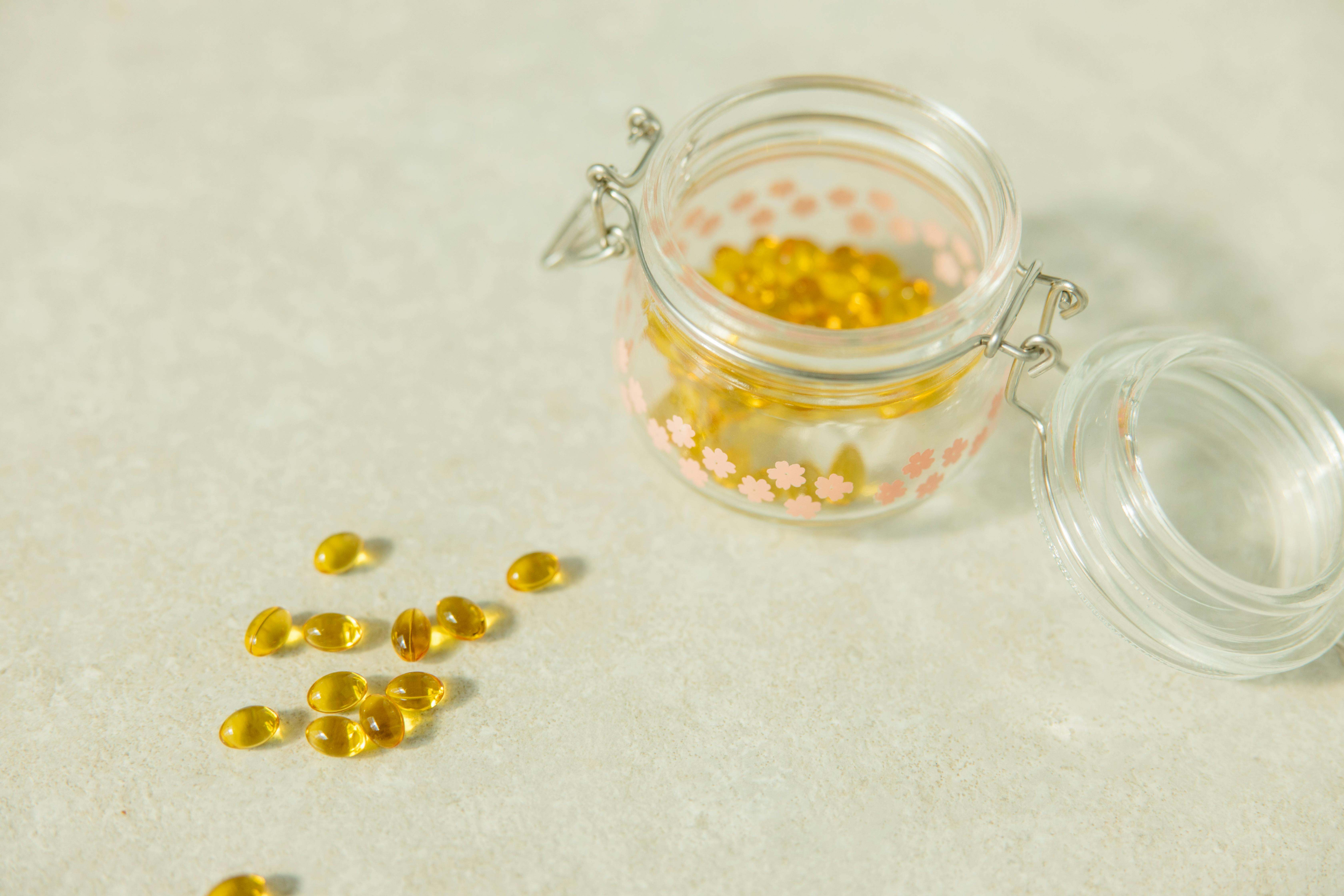 La vitamina D es un nutriente que el cuerpo necesita para fortalecer los huesos y mantenerlos saludables