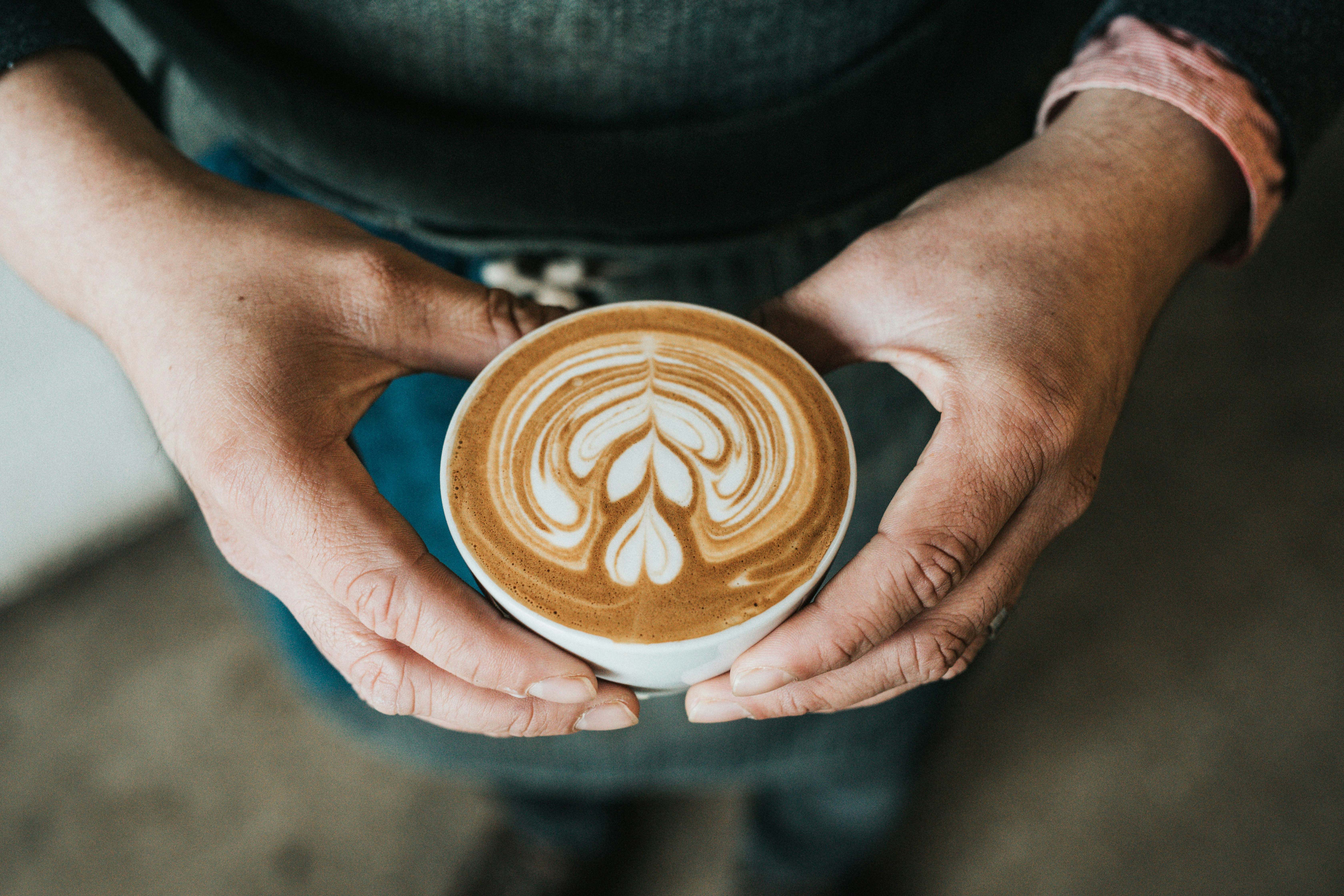El café nos ayuda a mantenernos despiertos y concentrados