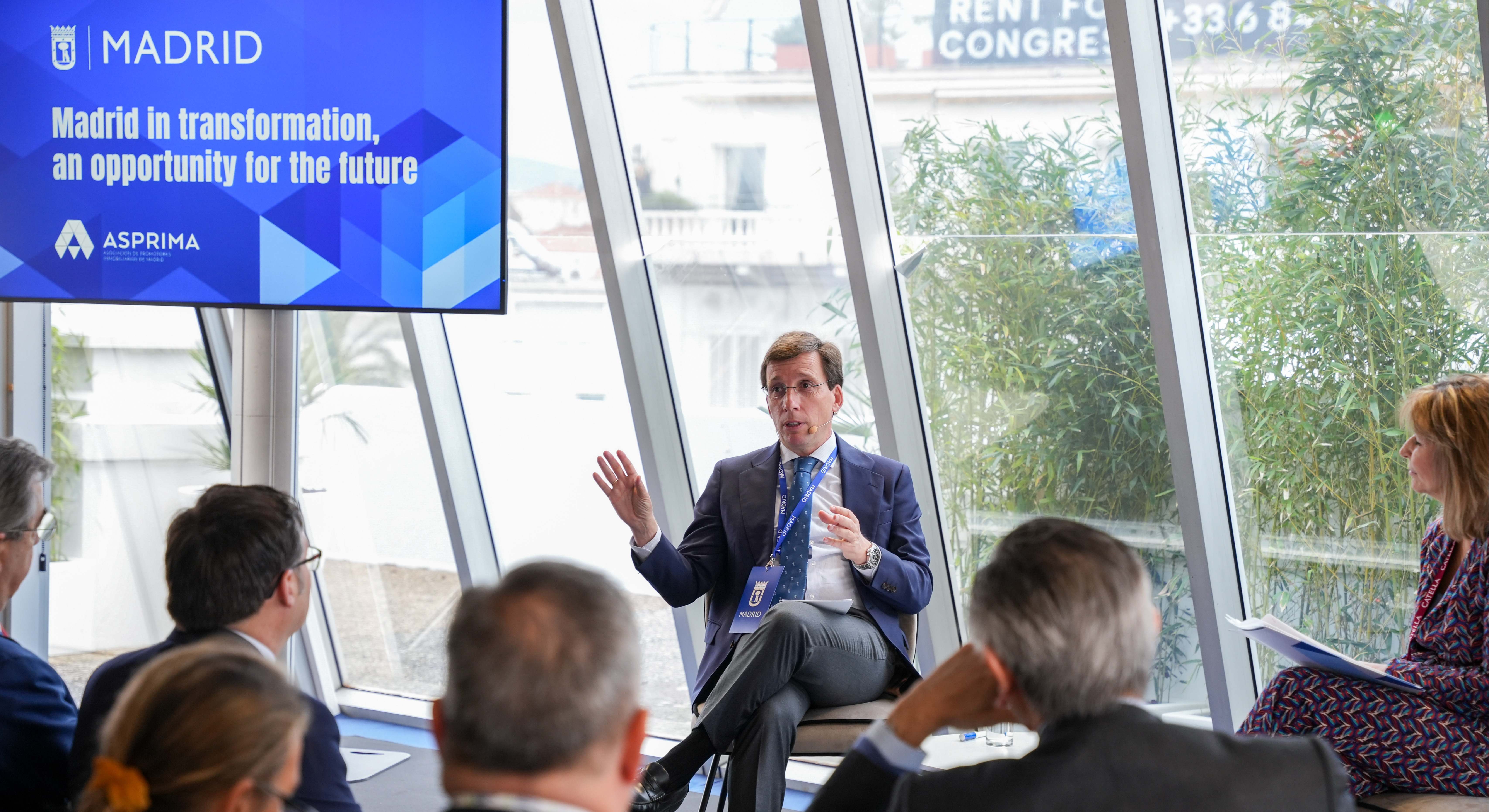 José Luis Martínez Almeida, alcalde de Madrid en el MIPIM en Cannes