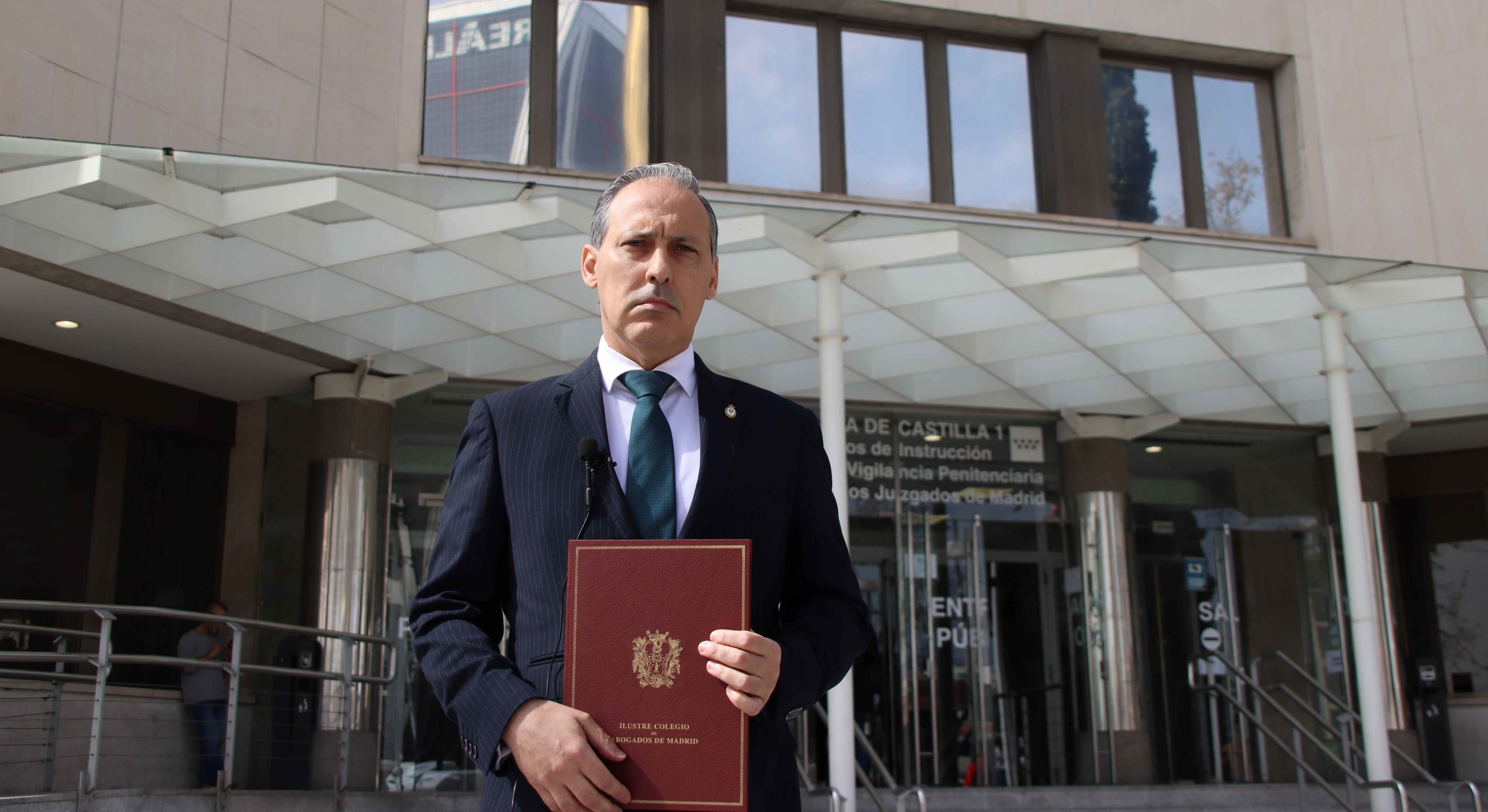 El decano del ICAM, Eugenio Ribón, el día de la presentación de la querella