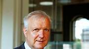 Olli Rehn, el candidato a presidir el BCE que podría cambiar la estrategia de inflación al estilo Bernanke