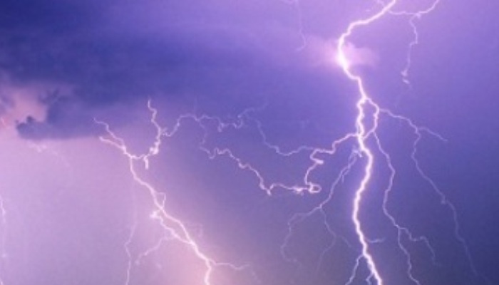 tormenta-electrica-rayo.jpg