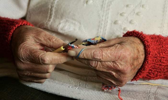 700x420_manos.jpg