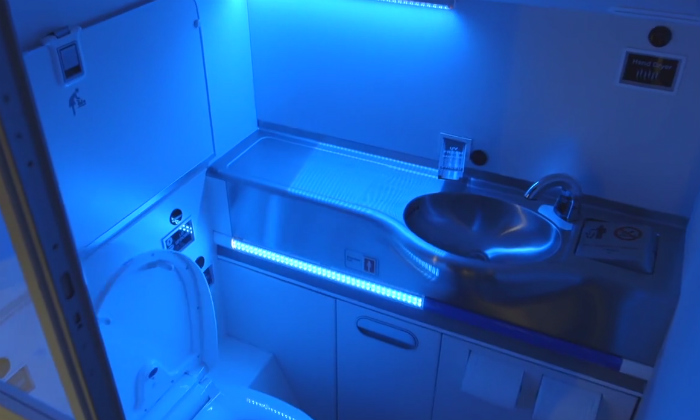 boeing-uva-lavabo.jpg
