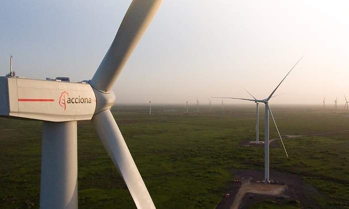 700x420_acciona-energia-aerogeneradores.jpg
