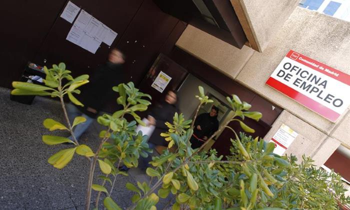 empleo-oficina-planta-efe-700.jpg
