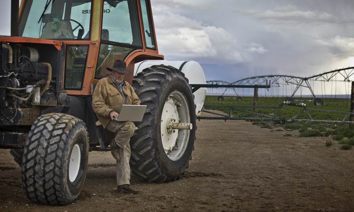 comercio-online-campo-tractor-700-getty.jpg