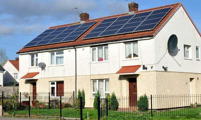 700x420_paneles-solares-1.jpg