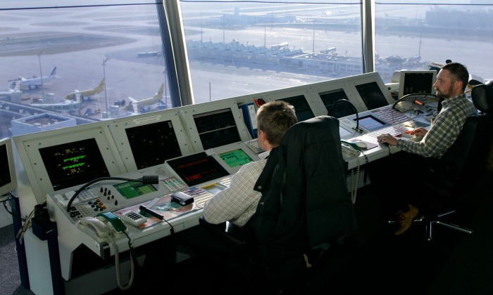 controladores-reuters.jpg