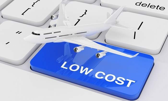 avion-low-cost-tecla-dreamstime.jpg