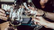 Siete pasos para aprender a catar vino desde casa