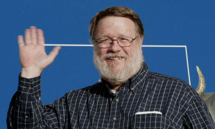 Ray-Tomlinson.jpg