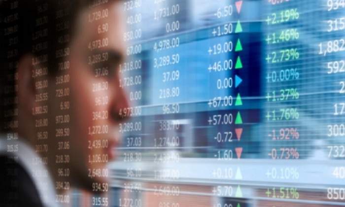 700x420_broker-pantalla-bolsa.jpg