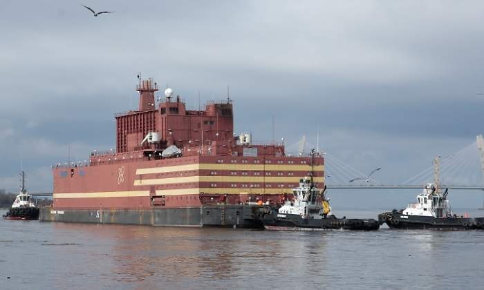 700x420_akademik-lomonosov-reuters.jpg