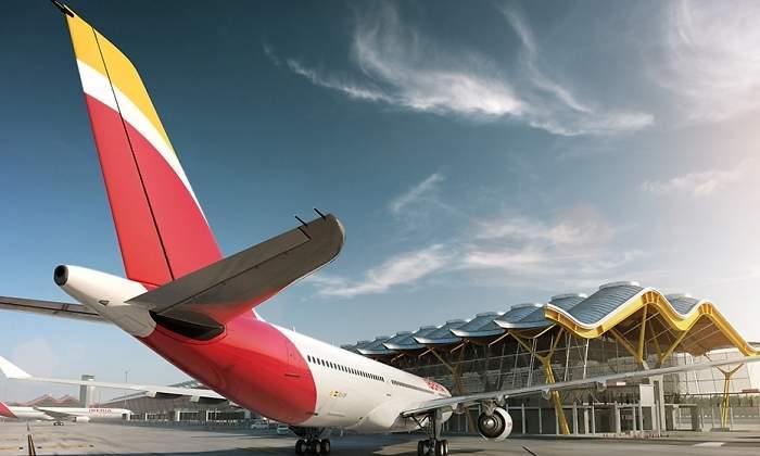 Iberia-avion-logonuevo.jpg
