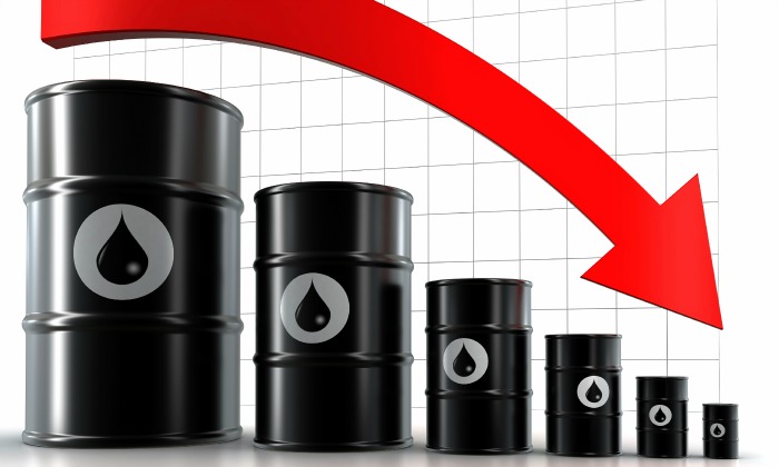 petroleo-flecha-abajo.jpg