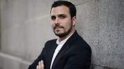 Garzón carga contra el rey Juan Carlos: afirma que ha robado a mansalva porque la institución lo permitía y por eso ha huido
