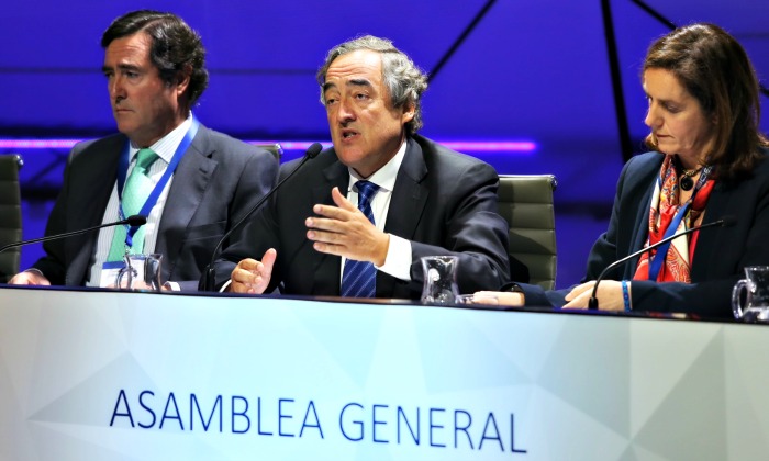 CEOE-asamblea-general-rosell-juan-700.jpg