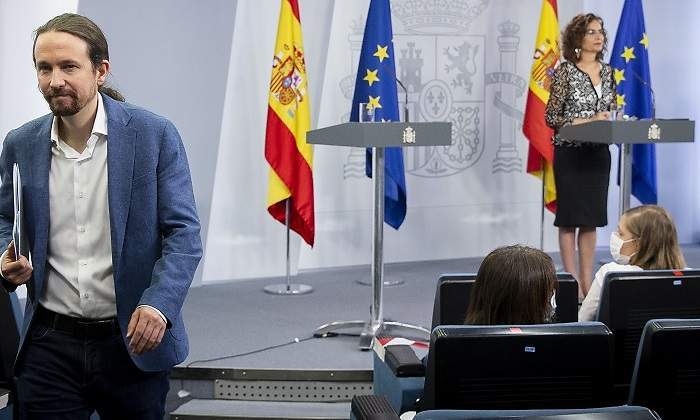 700x420_Pablo-Iglesias-Maria-Jesus-Montero.jpg