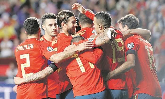 seleccion-espanola-islas-feroe-2019-europapress-700x420.jpg