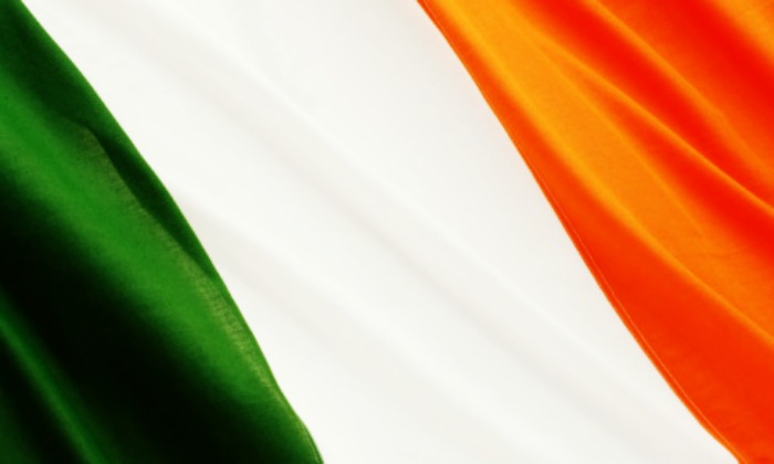 ireland-irlanda-bandera-700.jpg