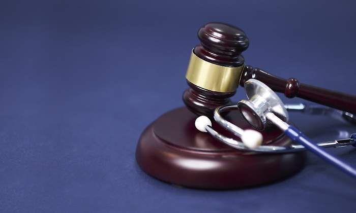 700x420_mazo-tribunal-medico-dreamstime.jpg