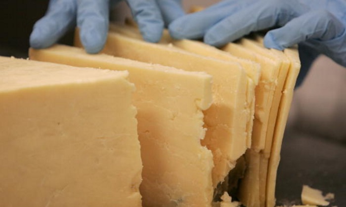 queso-cheddar.jpg