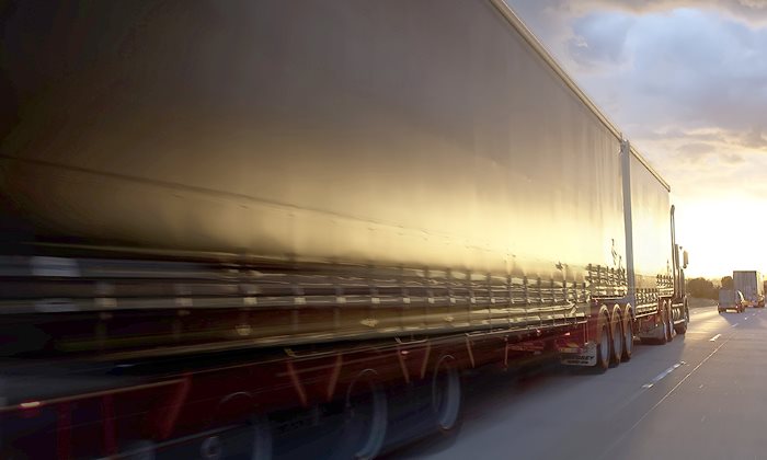 camion-mega-700-carretera.jpg
