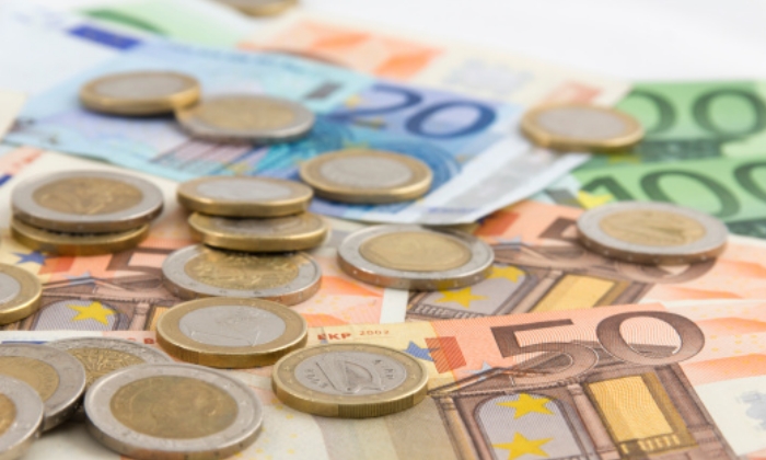 euros-billetes-monedas-suave.jpg