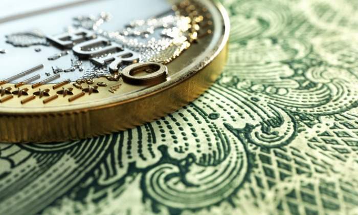 Euro-dolar-700.jpg