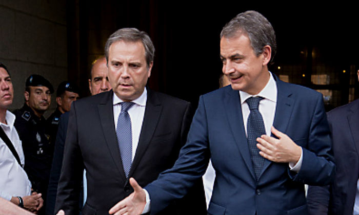 zapatero-carmona.jpg