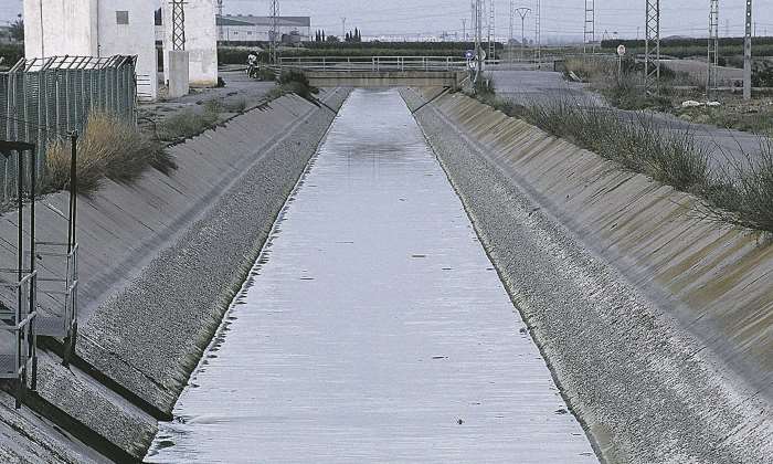 agua-trasvase-tajo-segura-700.jpg