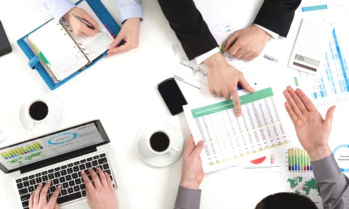 empresa-reunion-datos.jpg