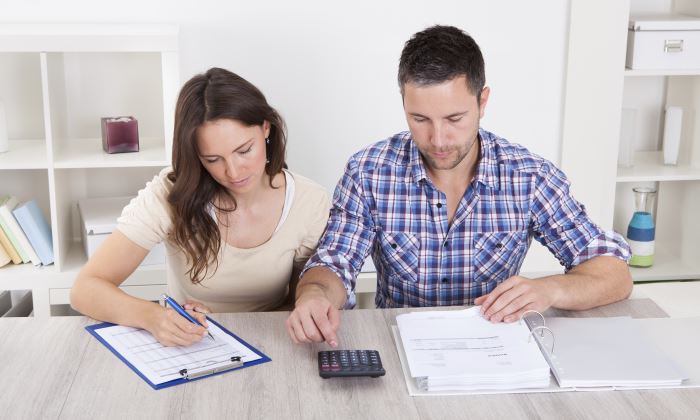 jovenes-calculos-700-istock.jpg