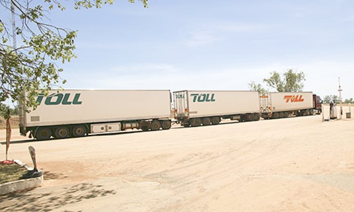 camion-mega-tres-700.jpg