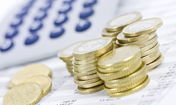 dinero-calculadora-700.jpg