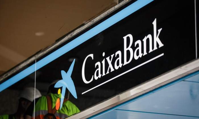 caixabank-cartel.jpg