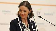 La ministra de Industria viajará a China para salvar la fábrica de baterías