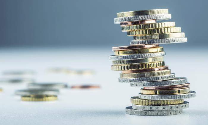 dinero-monedas-euros-700.jpg