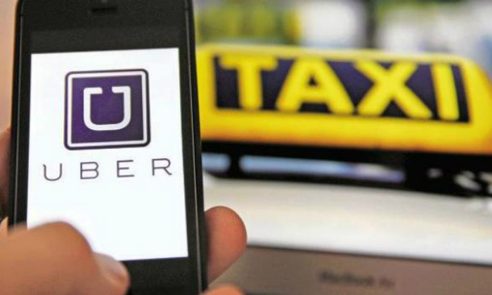 uberytaxi-700420.jpg