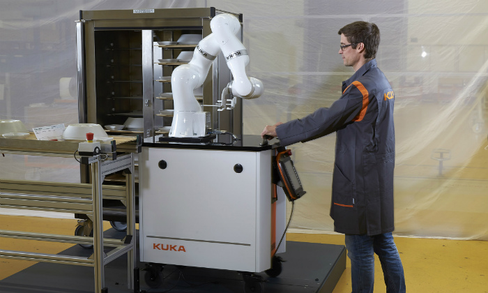kuka-robots.jpg