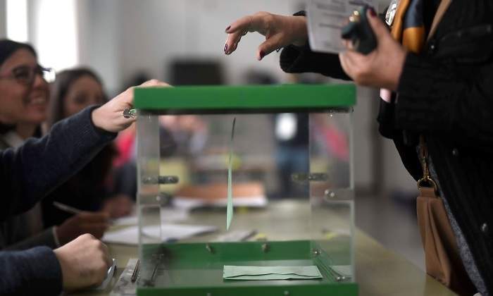 700x420_urna-elecciones-andalucia-efe.jpg