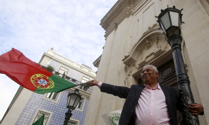 antonio-costa-bandera.jpg