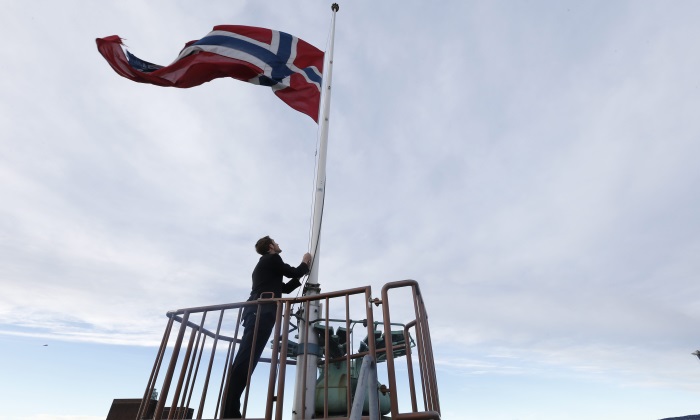 noruega-bandera-izan.jpg