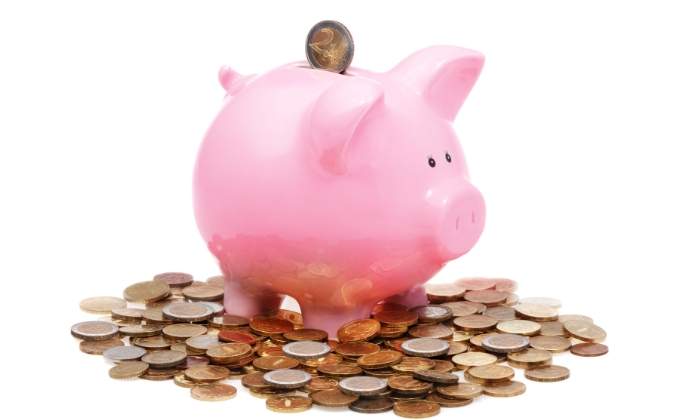 hucha-monedas-euros-dreamstime.jpg