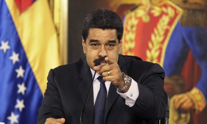 maduro-senala-dedo.jpg