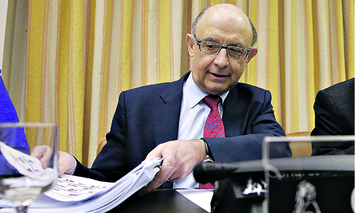 Montoro-papeles-700.png