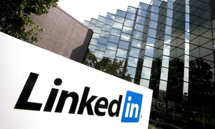 linkedin-sede-700-bloomberg.jpg