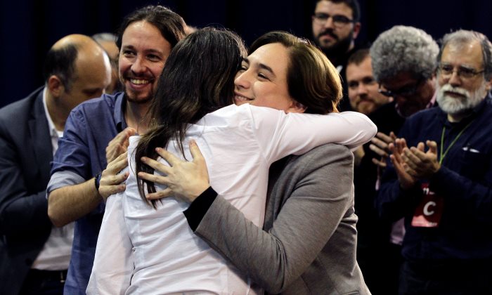 iglesias-monicaoltra-colau.jpg