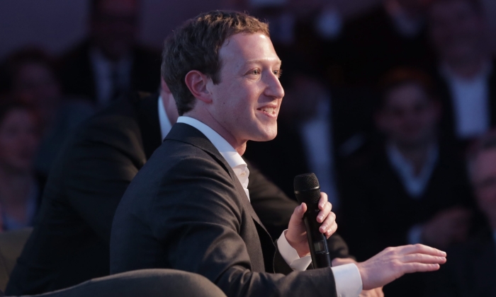 Zuckerberg-traje.jpg